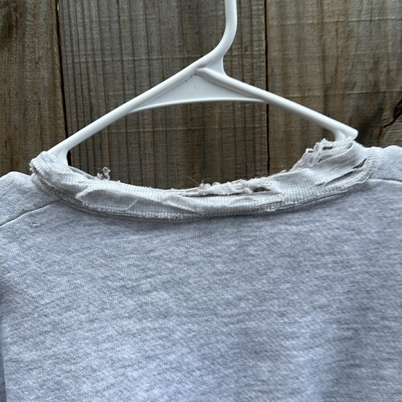 Vintage 90s LOGO 7 Gray Atlanta Braves Crewneck Sweater Size Large - Picture 8 of 15